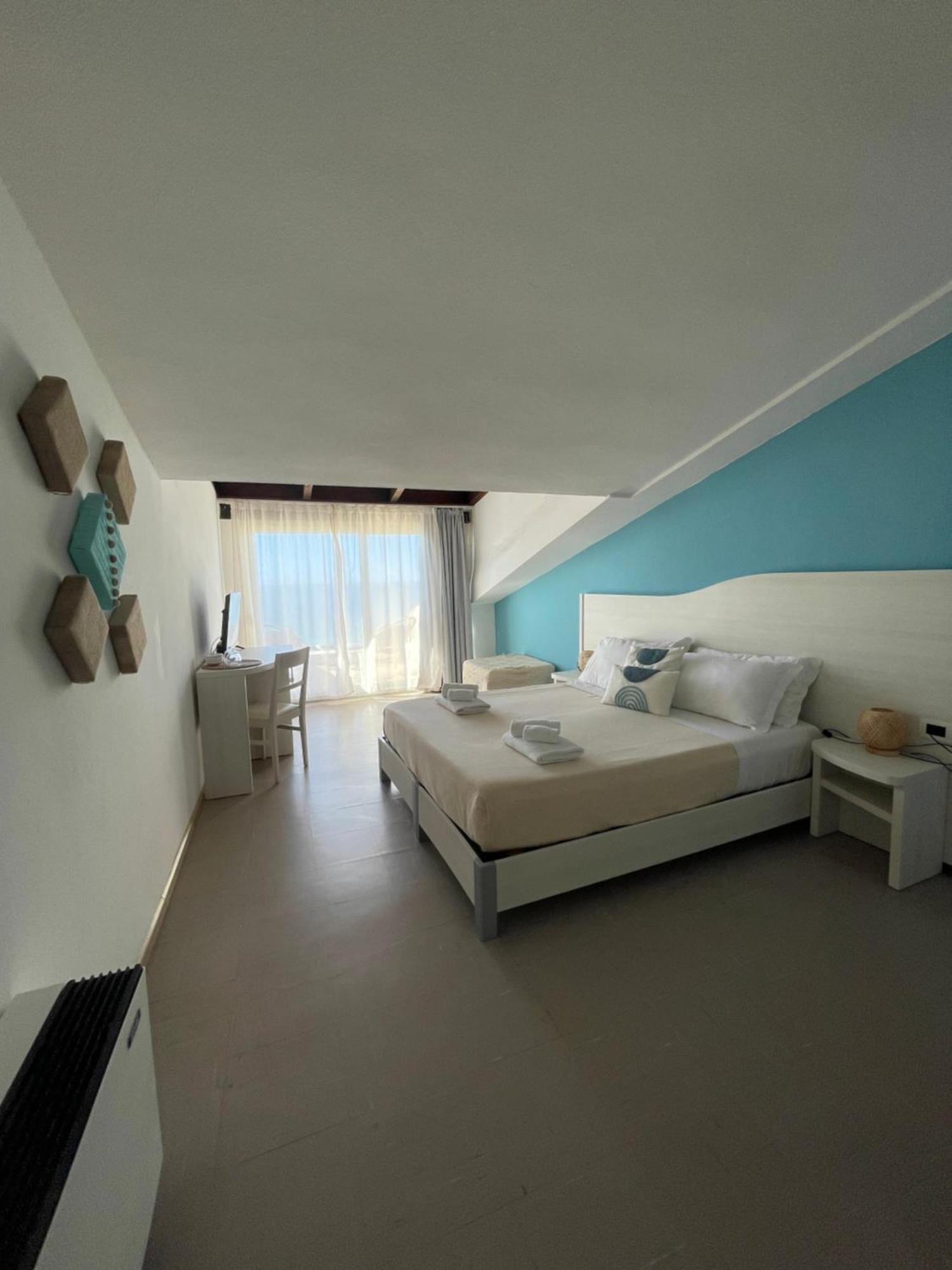 Hotel Maluentu Putzu Idu Zewnętrze zdjęcie