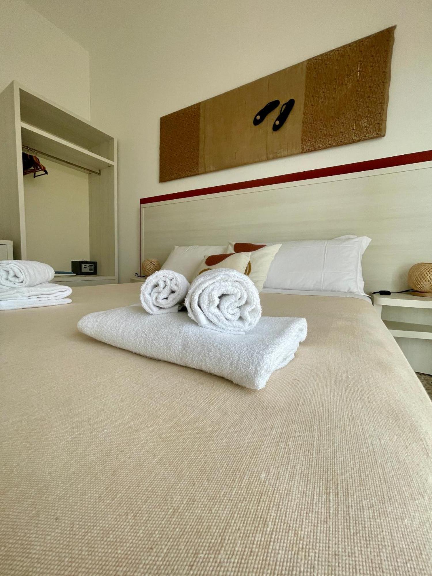 Hotel Maluentu Putzu Idu Zewnętrze zdjęcie